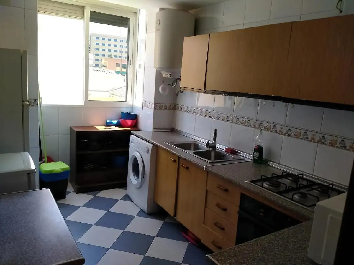 Apartment Apartamento 3 Dormitorios Frente A Hospital De Traumatologia Granada Spain